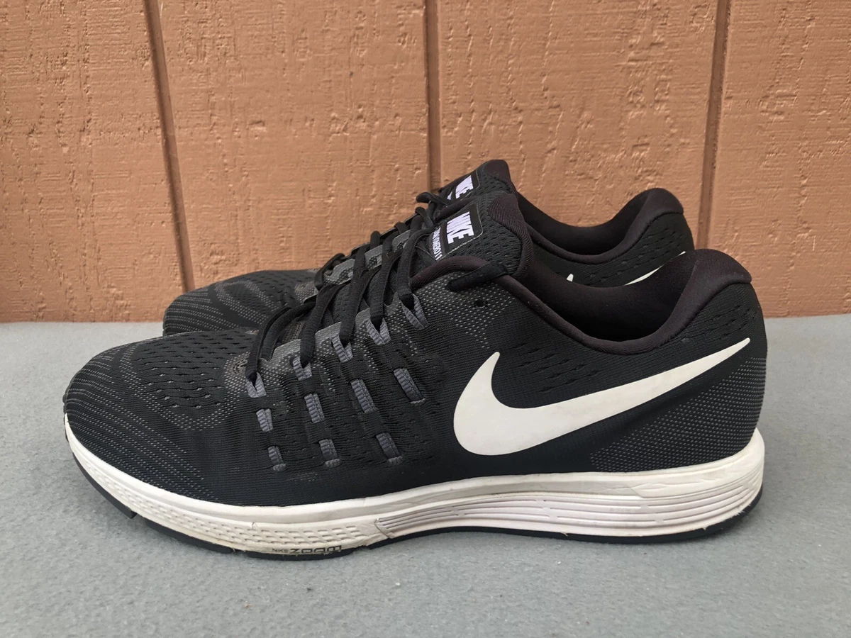 Nike men's air zoom vomero on sale 11 running shoes