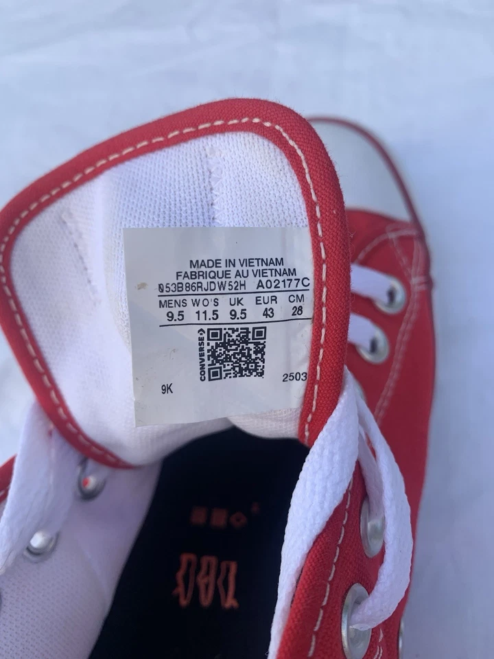 Men's Chuck Taylor Custom Low Top Red  10 Wide Comfort Insole - Image 4 of 4