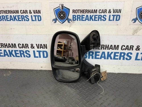 VAUXHALL VIVARO (2014) MK1 - NS (PASSENGER) ELECTRIC WING MIRROR IN SILVER