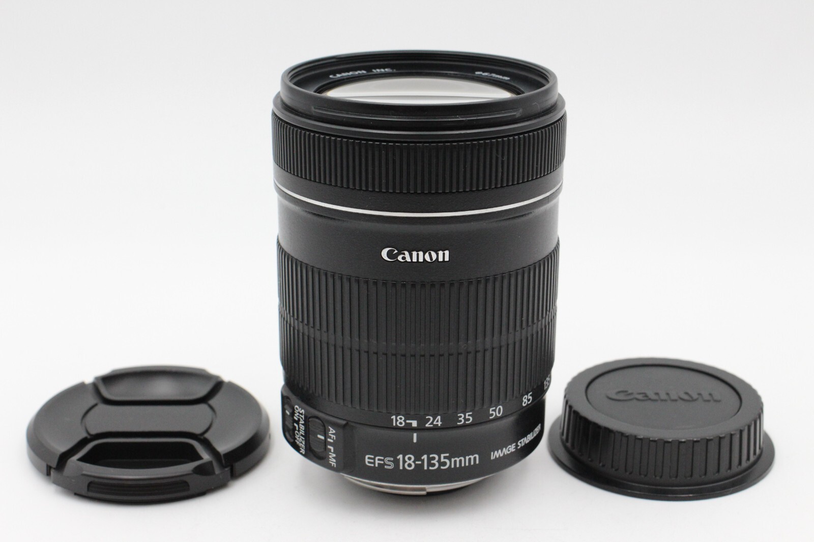 Canon EF-S 18-135mm f/3.5-5.6 Lens for DSLR Cameras in Mint Condition #12377