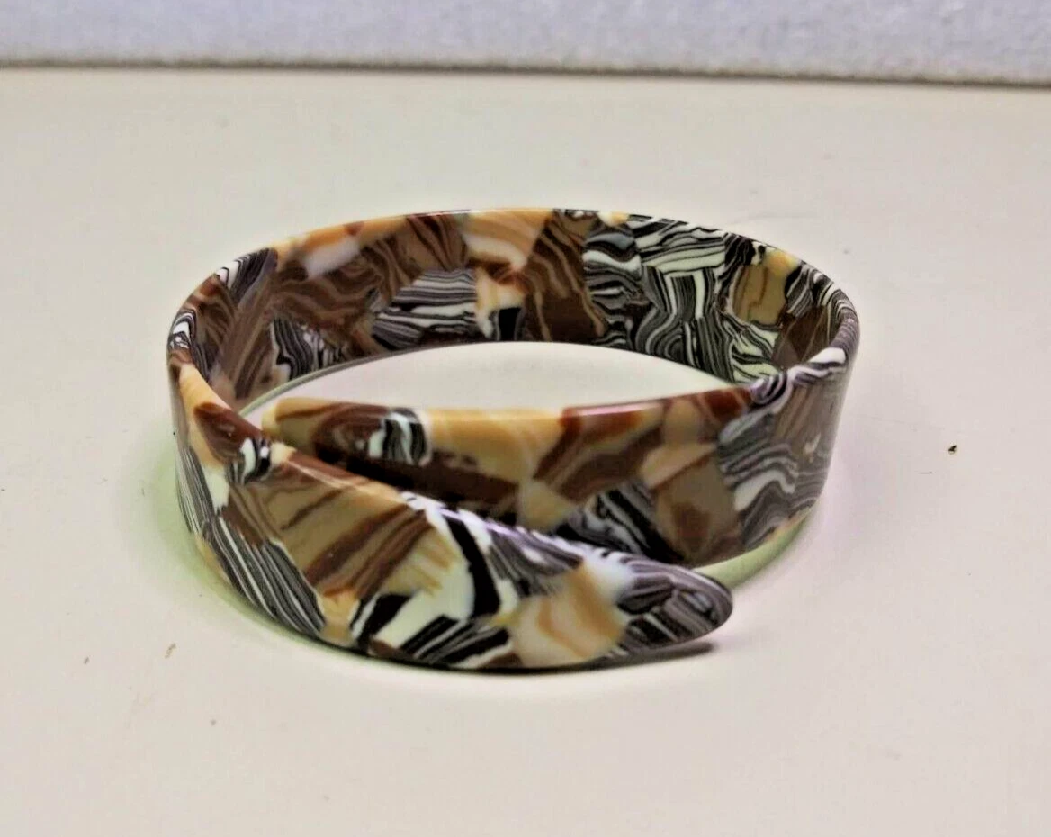 Plastic cuff best sale bracelet