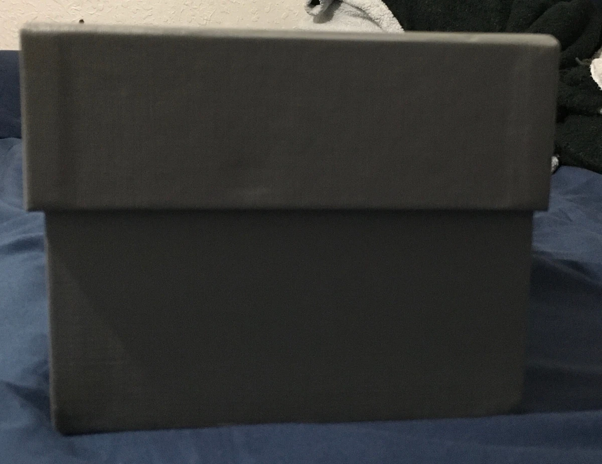Grey balenciaga box sale