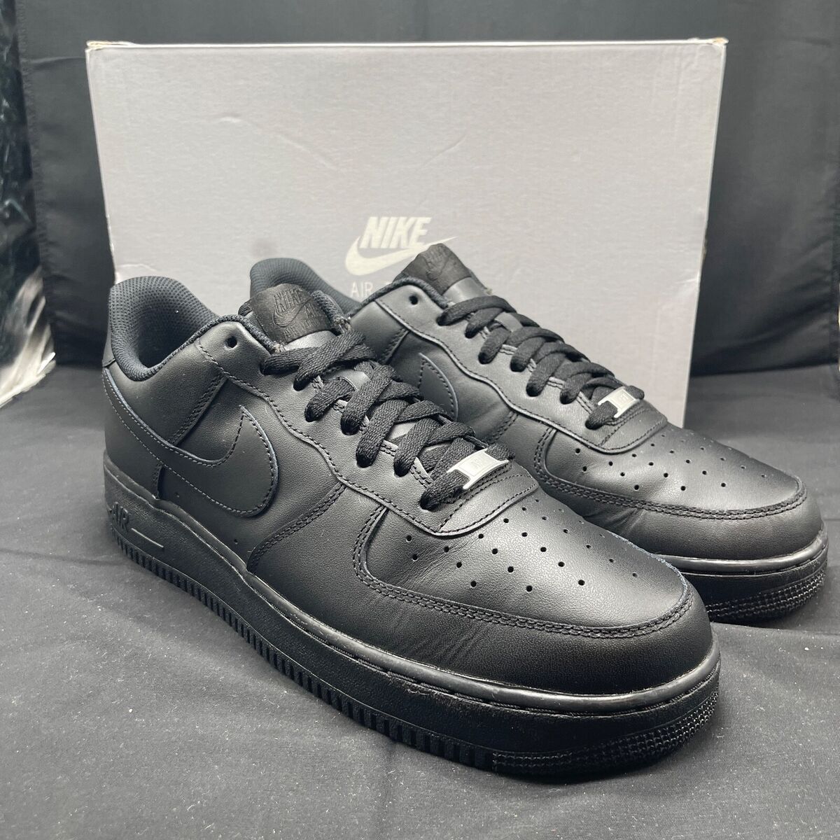 Nike Air Force 1 '07 Low Triple Black 2022 Size 13 US (Watch Nike Air Force 1 '07 Low Triple Black 2022 Size 13 US (Watch