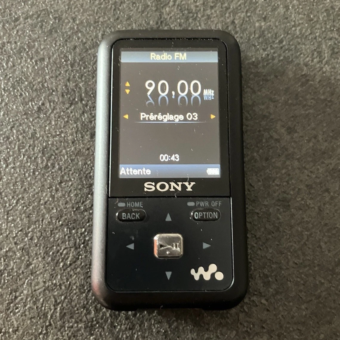 Sony Walkman NWZ-S615F Lecteur MP3 Digital Media Player Radio FM Noir