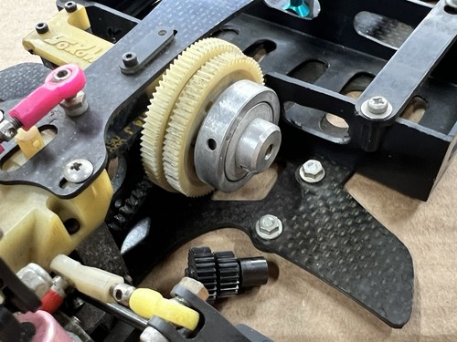 Rare 2 Speed Vintage 1/10 Yokomo YR4 Special Belt Drive 4WD Carbon Touring Car - Picture 3 of 13