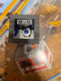 LEGO CITY Building Crane 7905 100% Complete W/ Box, Instructions And Minifigs