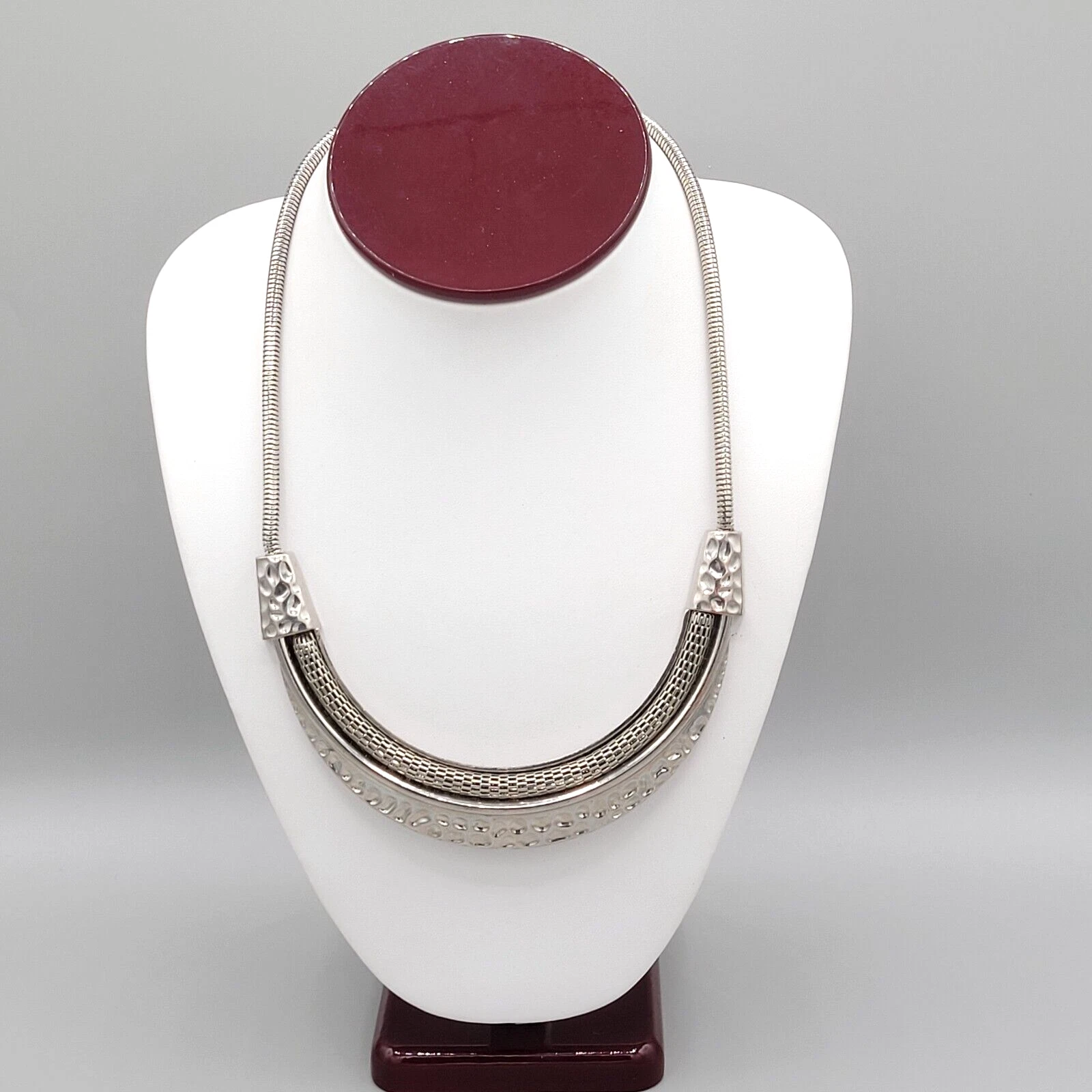 VETEMENTS Collana donna catena serpente maglia mezzaluna metallo stampato tono argento