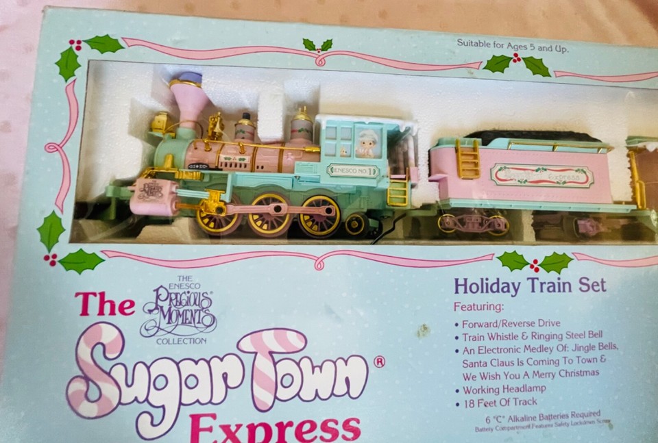 “NEW OLD STOCK” Precious Moments "The Sugar Town Express" Holiday Train