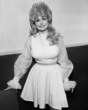 Dolly Parton 10" x 8" Photograph no 11