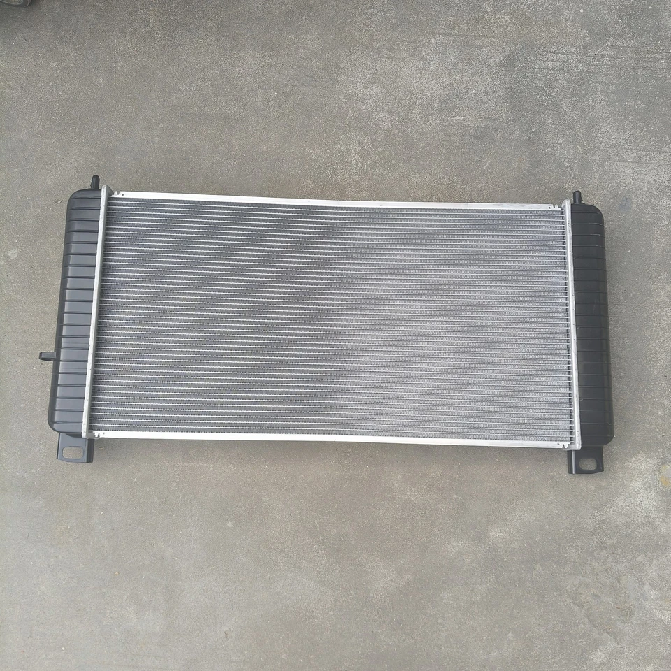 2370 34'' Radiator for For Chevy Silverado 1500 2500 Suburban Tahoe 4.8 5.3 6.0L Foto 4 de 4