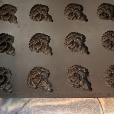 Vorhees Rubber Mfg Co Ny Carnation and 3D Star Shape Chocolate Candy  Mold 
