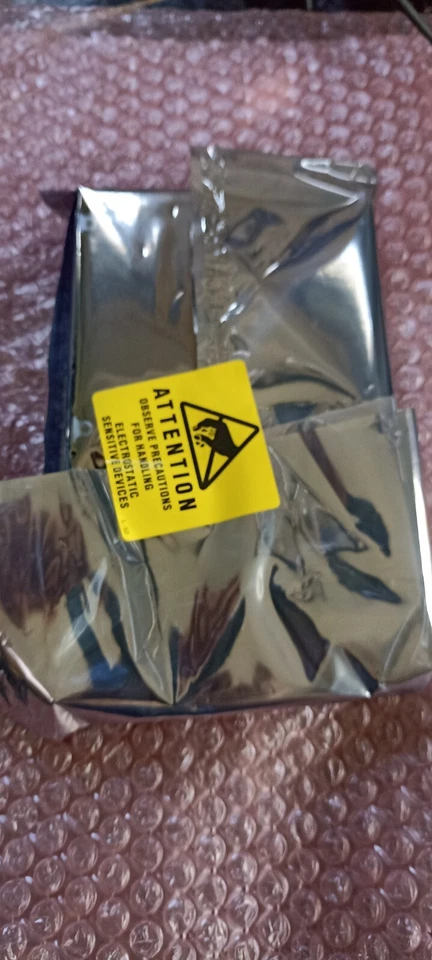 NetApp X379A SSD - 960 GB - SAS 12Gb/s DS460C, W/MSW - Image 4 of 4