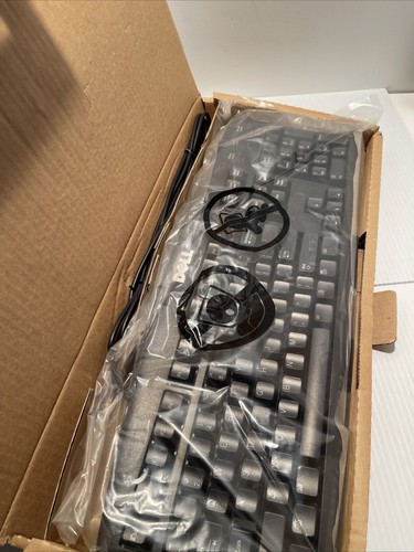 Dell Computer Keyboard Wired PS/2 Model #SK-8110 In Original Packing. - Picture 2 of 7