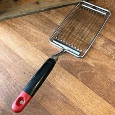 Vintage Tomado Holland Tomatenschneider Utensil - roter & schwarzer Griff - 
