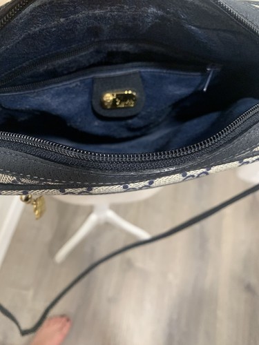 Authentic 80s Gucci GG Supreme Brass Plate Collection Crossbody Blue Purse GREAT - Picture 9 of 11