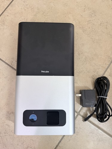 Petcube Bites 1080p WiFi Pet Camera Treat Dispenser 2-Way Audio EUC