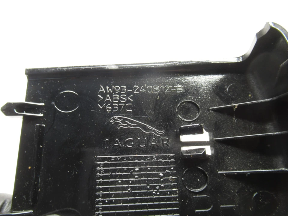 Panel de puerta delantera derecha Jaguar XJ 2010-2015 AW93-240B12-B fabricante original Foto 4 de 4