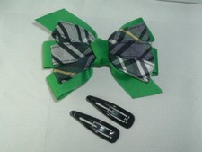 VINTAGE GREEN PLAID HAIR BOW BARRETTE 2 BLACK CLIP BARRETTES UP DO ACCESSORY
