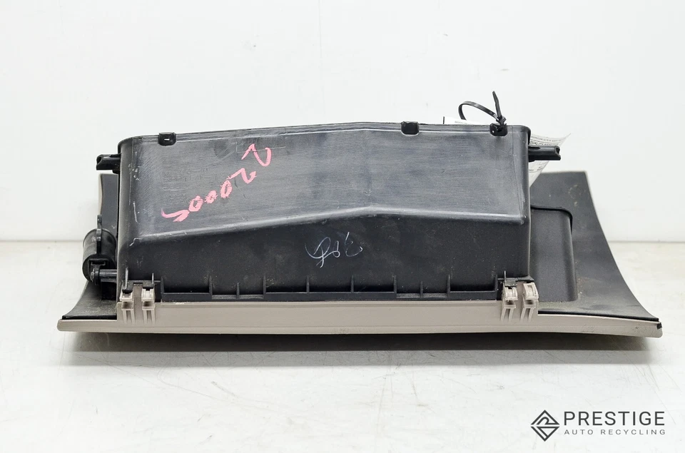 Toyota 4runner 2004 guantera OEM Foto 2 de 3