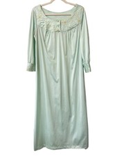 Vintage Embroidered Nightgown Mint Green Size Medium Buttons Fairy Cottagecore