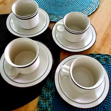 4 Elegance II Collection Bavarian Brown Stoneware Coffee Cups and Saucers Japan