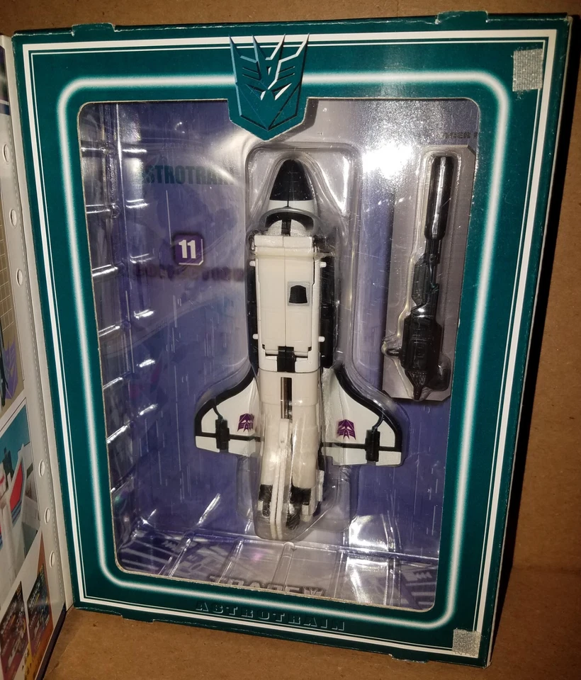 2003 Takara Japan TRANSFORMERS Collection #11 G1 Reissue ASTROTRAIN NEW MISB! - Image 2 of 4