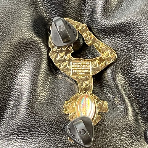 TAMPA SEMINOLE🎸Hard Rock HOTEL&CASINO®HR PIN✅Cheerleader #3 SEXY Girl Pom Poms - Picture 2 of 4