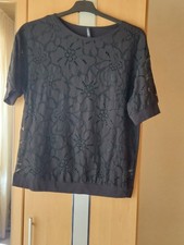 Modisches Damen T-Shirt, Vorderteil Schwarze Spitze, Gr. L, "Laura Torelli",Top