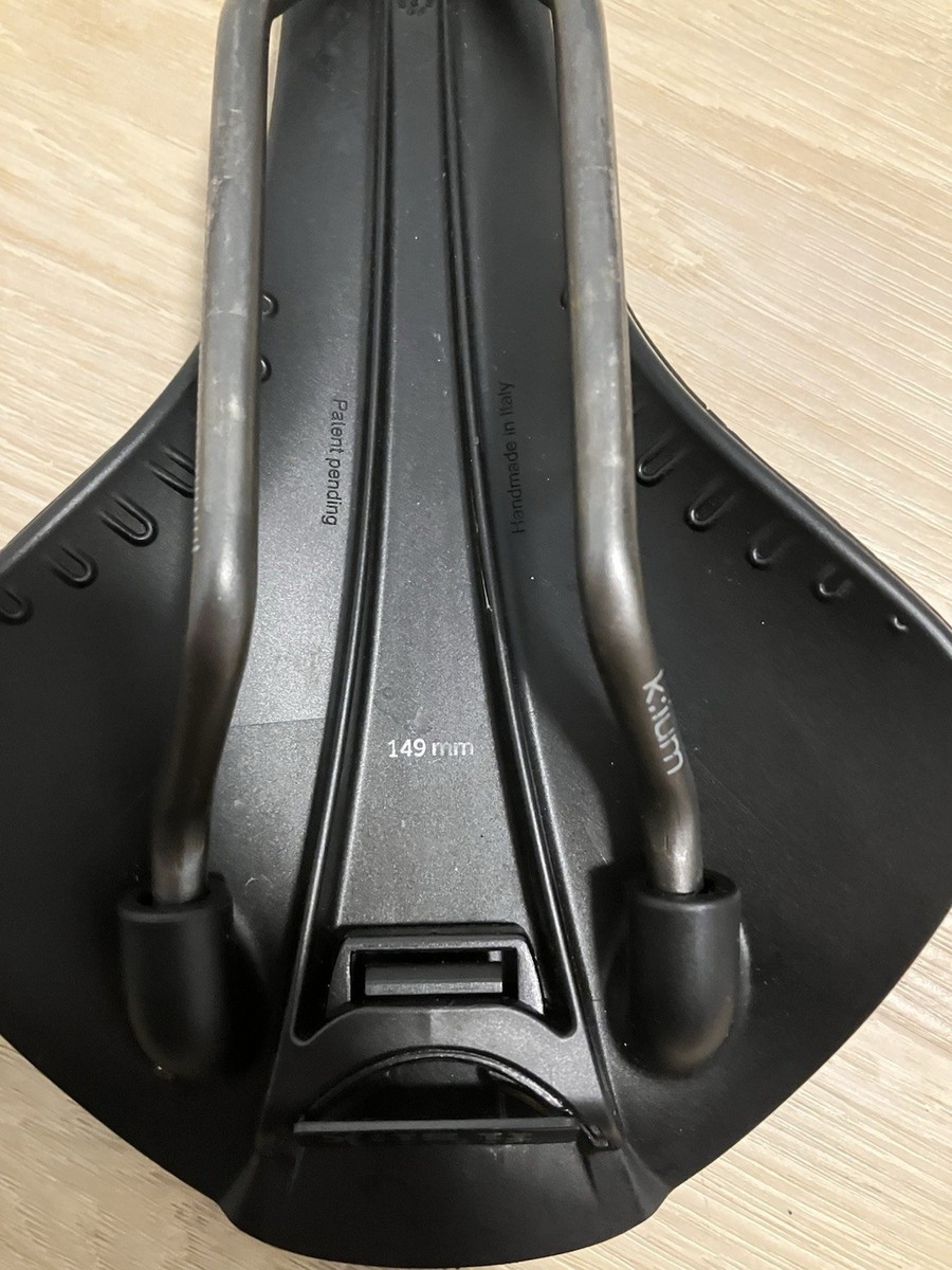 Fizik Versus EVO Adaptive 149 saddle | eBay