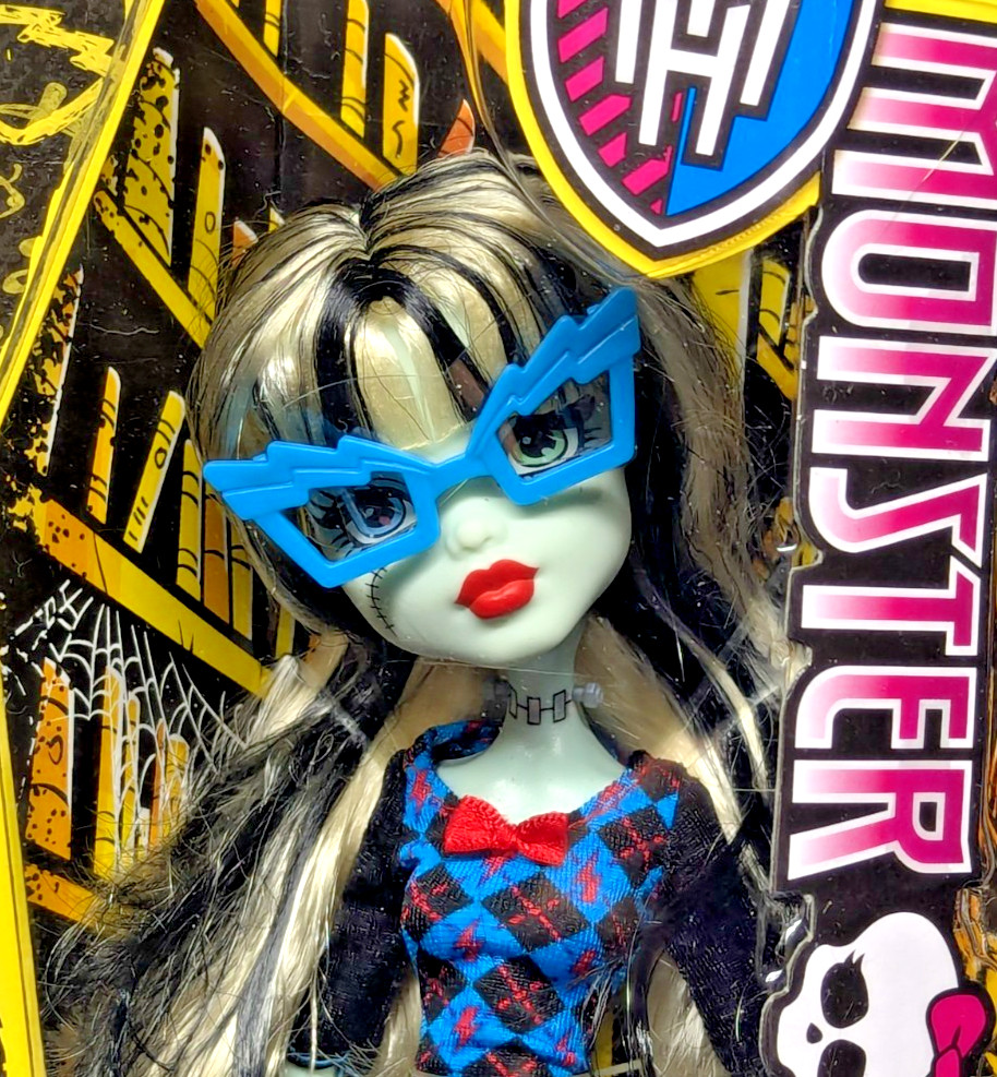 2014 Monster High Geek Shriek Frankie Stein Doll NIB Adult Owned Never Displayed