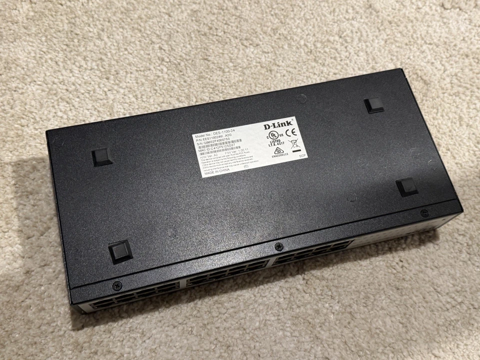 D-Link DES-1100-24 Managed Ethernet Switch 24 Port - Image 4 of 4