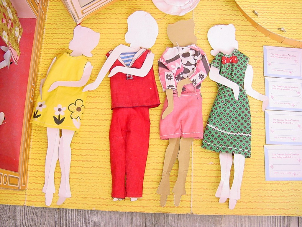 1963 CLASSIC BARBIE FASHION SHOP #817 w DOZENS OF CUT & SEW PATTERN ...