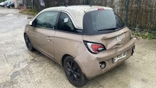 Commodo Opel Adam