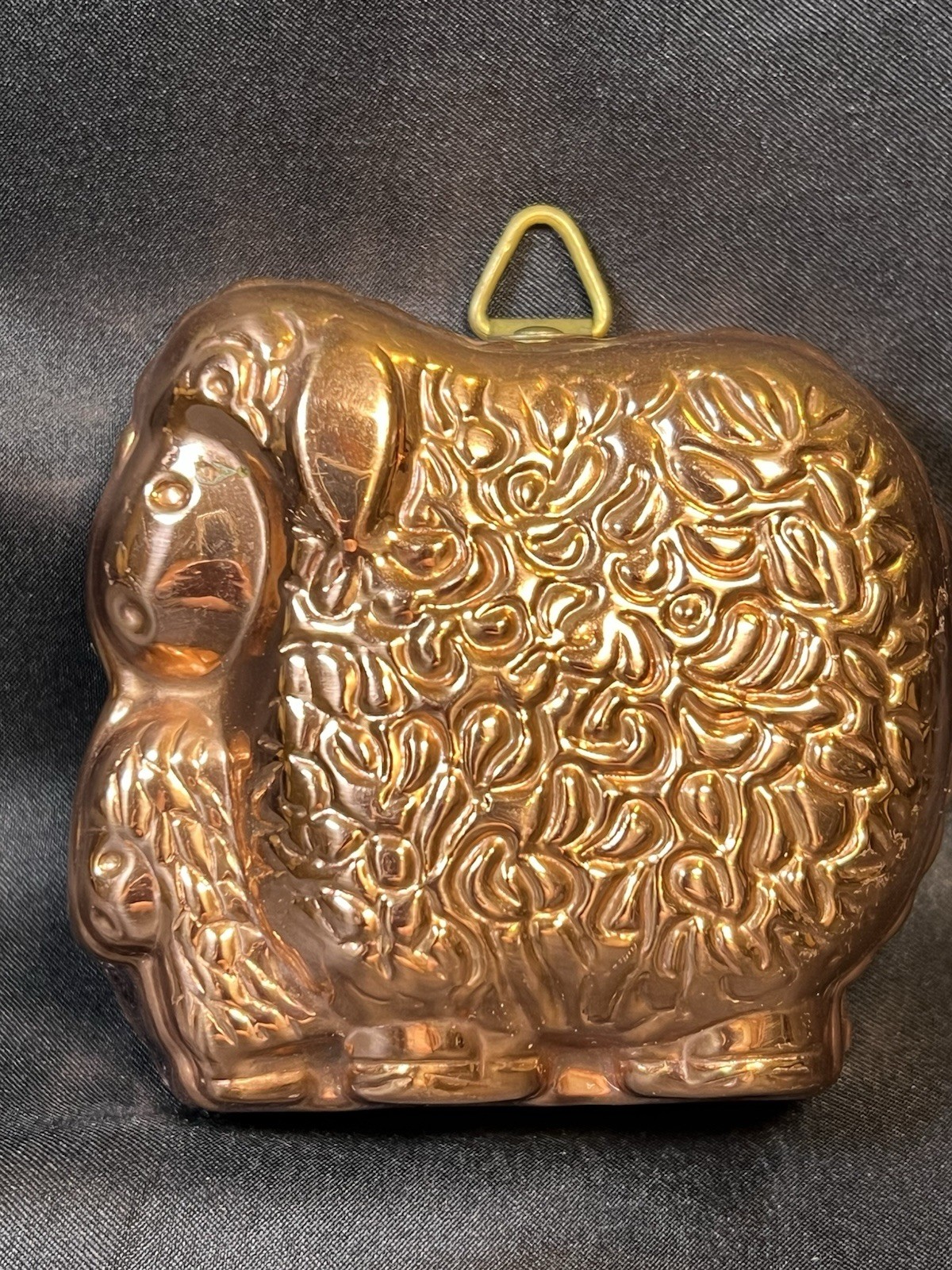 Vintage 1990s Avon Farmyard Friends Copper Tin Lined Mold Sheep 3.5x3.5”