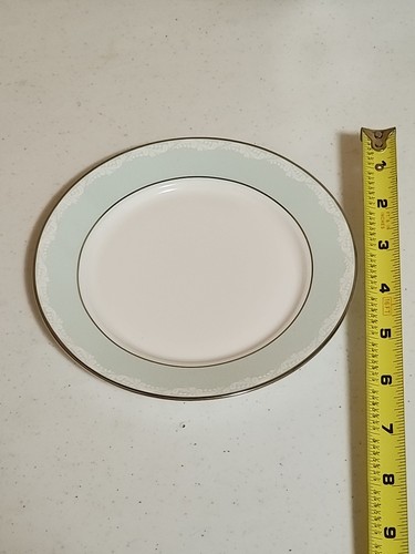 Piatto Lenox Debutto Collezione Charity Fine Bone China Misura 6'1/2 Raro - Foto 5 di 6