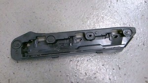 Halter Halterung Stoßstange Vorne Rechts 1T0807050 VW Touran 1.9 TDI DPF Bj 2006