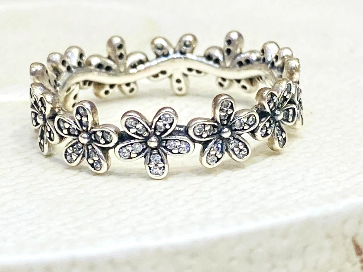 Dazzling daisy shop crown ring