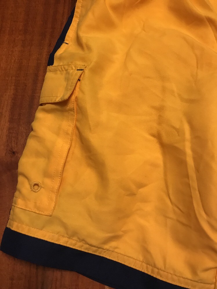 Picture 2 of 6