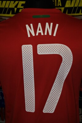 4.5/5 Portugal adults S 2010 #17 Nani football shirt jersey trikot