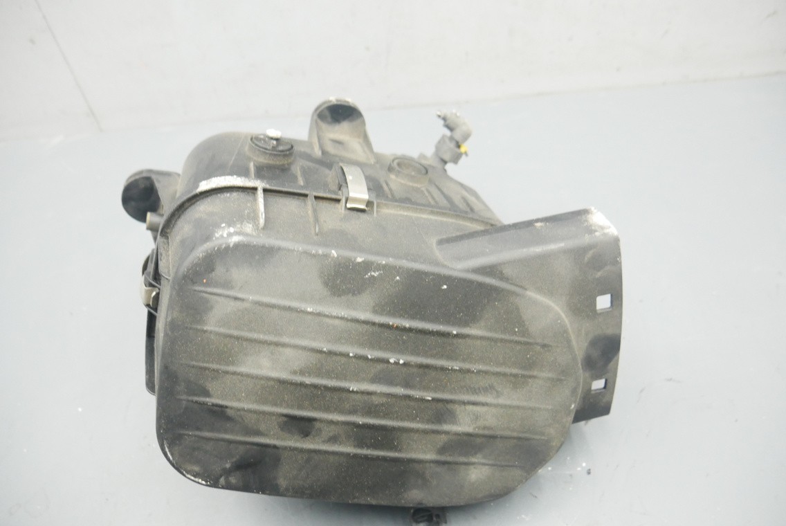 2014-2018 Maserati Ghibli Left Engine Air Intake Filter 670005844 OEM