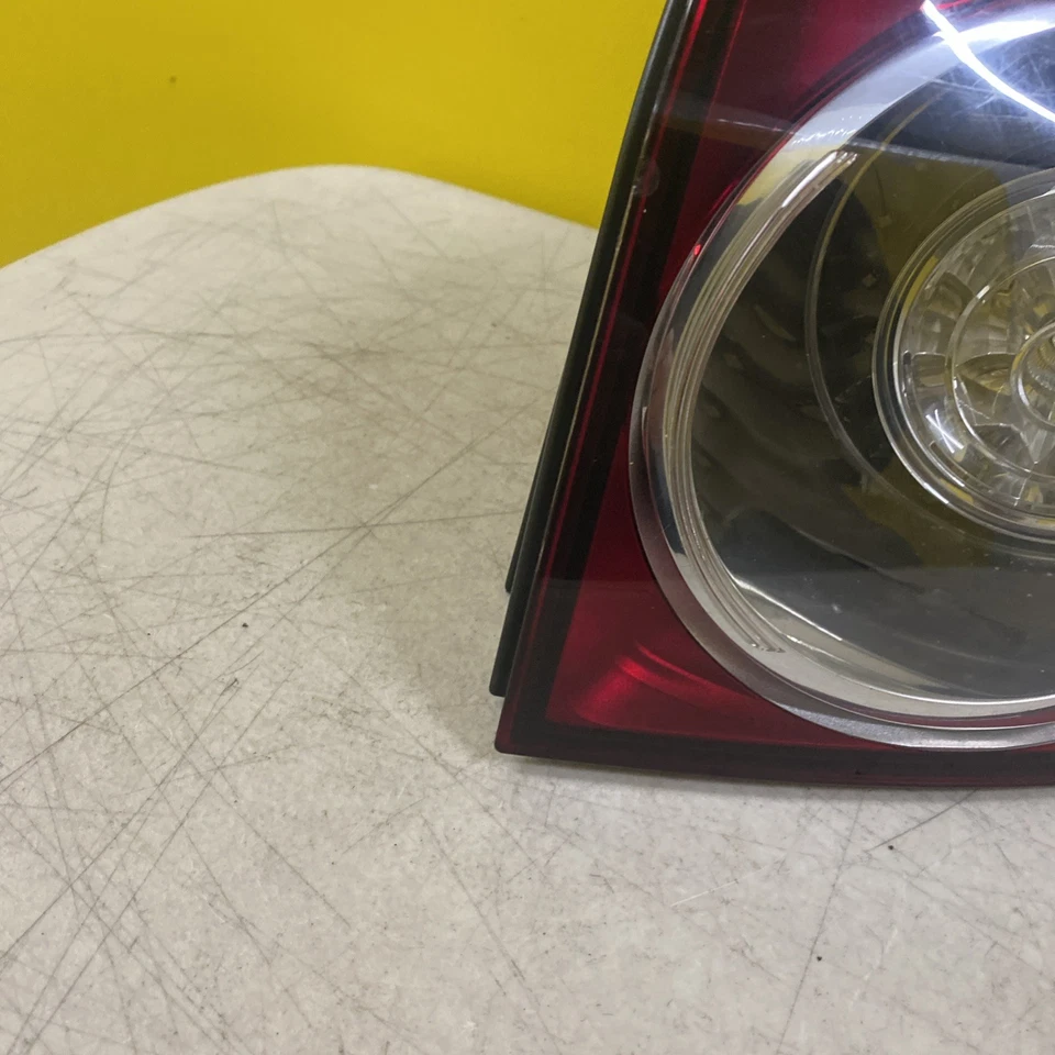 2005-2009 VW GOLF PLUS MK5 REAR RIGHT DRIVER OUTER TAIL LIGHT 5M0945096 M - Image 3 of 4