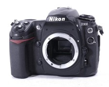 Nikon D300 12.3 MP Digital SLR BODY "84616 shots" - Free Shipping
