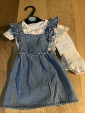 BNWT TUI BABY GIRL’S THREE PIECE OUTFIT, DENIM PINAFORE, , FLORA,L VEST & TIGHTS