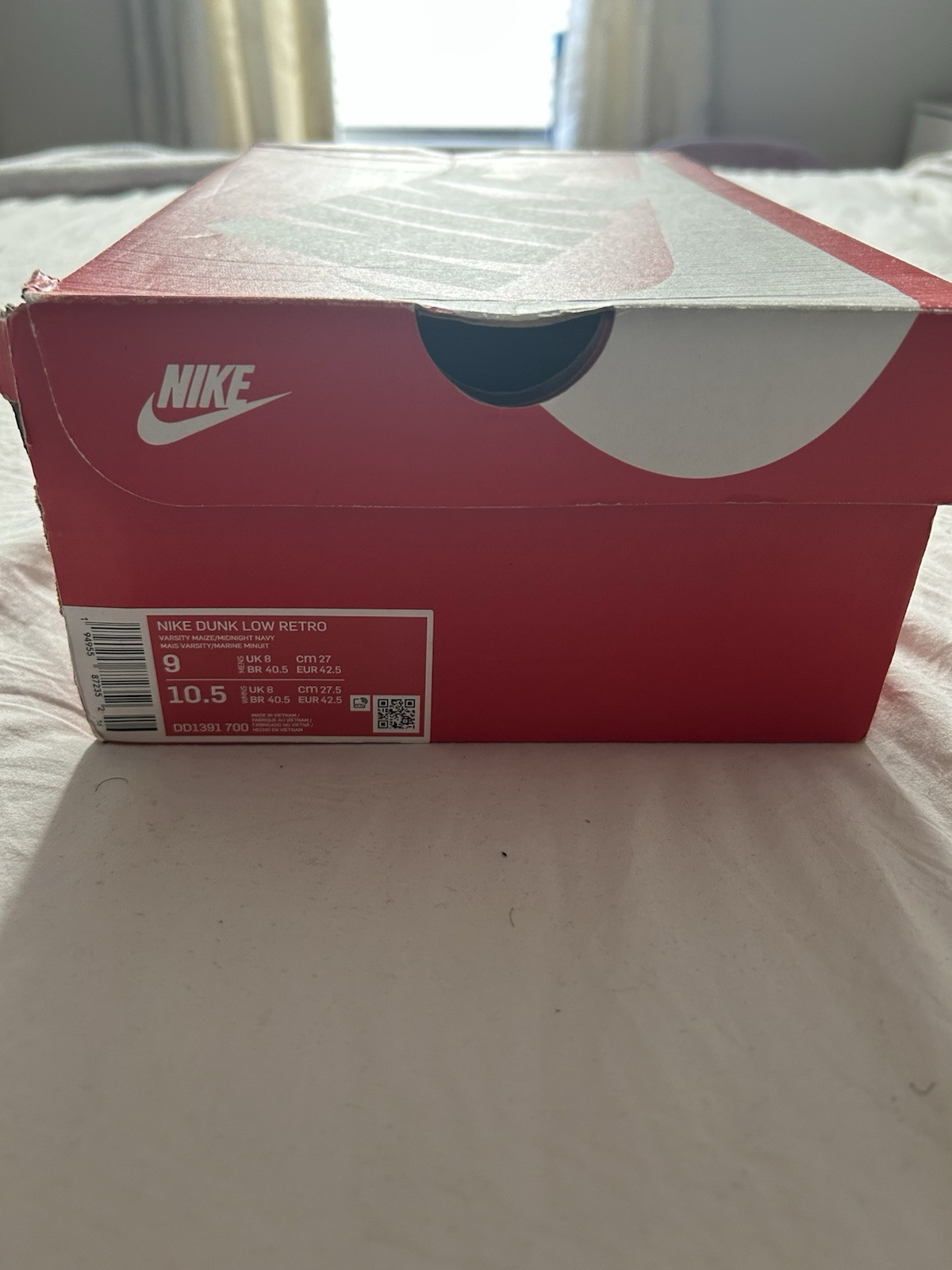 Nike dunks - image 1