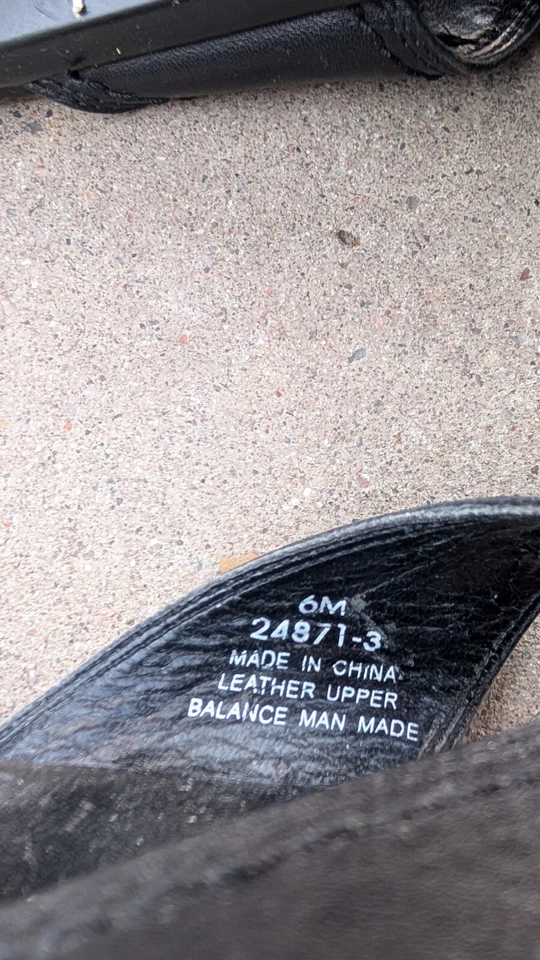 Sandalias Slip-on Negras, Marca: Connie, Talla 6 Foto 2 de 4