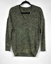 Aritzia Wilfred Free V Neck Green Pullover Knit Sweater Size XS