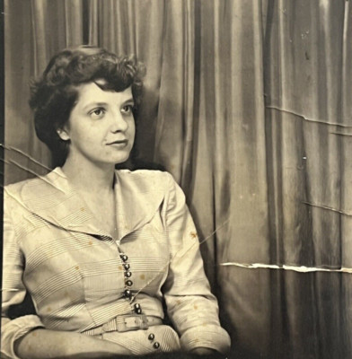 Vintage Photo Photo Booth Pretty Young Woman Nice Eyes 1930's