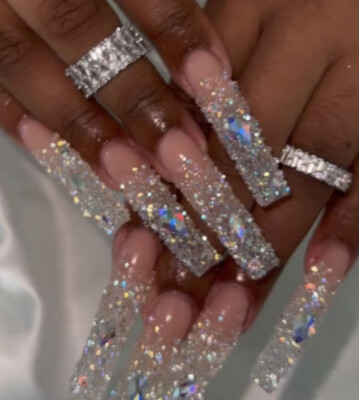 Luxury Custom Full Bling Rhinestone pixie ￼Handmade Set Press On Nails
