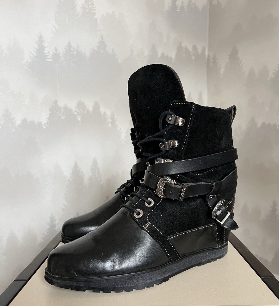 EL VAQUERO Valerio Giuntoli Black Leather Wedge Boots with