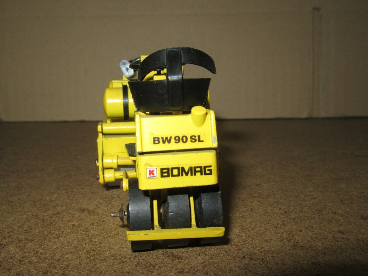 BOMAG BW211 PD-40 ミニカー 1/50スケール Miniature